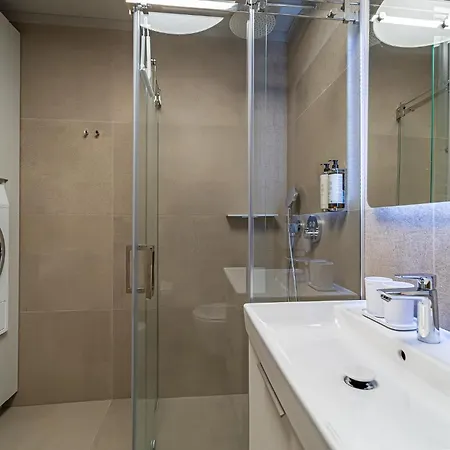 Cohost I New W-balcony I Air Condition I Free Parking & Netflix I By Botanical Park Lejlighed Kaunas