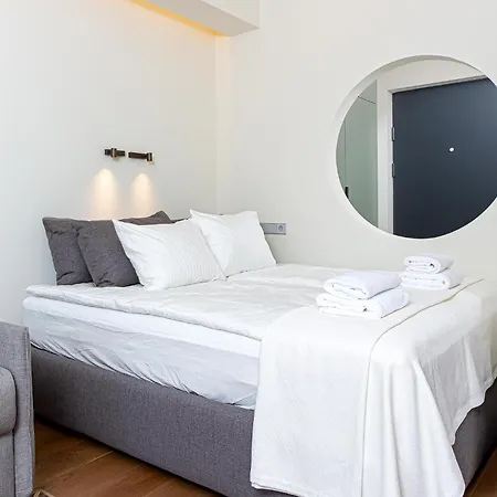 Cohost I New W-balcony I Air Condition I Free Parking & Netflix I By Botanical Park * カウナス