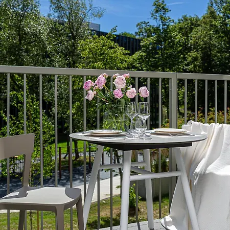 アパート Cohost I New W-balcony I Air Condition I Free Parking & Netflix I By Botanical Park