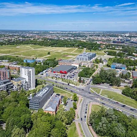 Cohost I New W-balcony I Air Condition I Free Parking & Netflix I By Botanical Park Lejlighed Kaunas