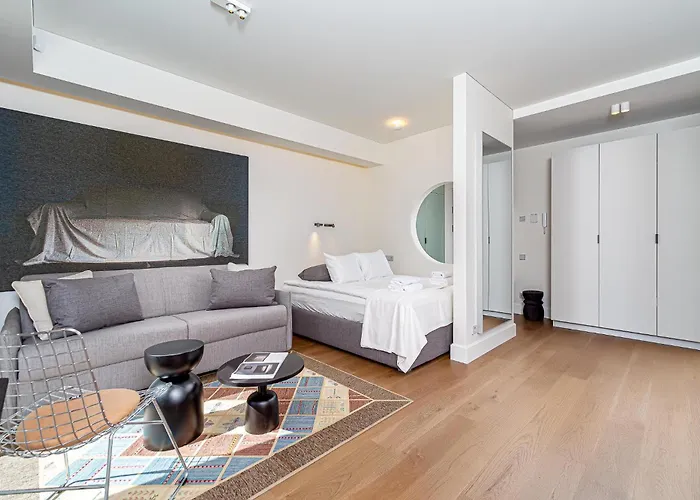 Appartement Cohost I New W-balcony I Air Condition I Free Parking & Netflix I By Botanical Park