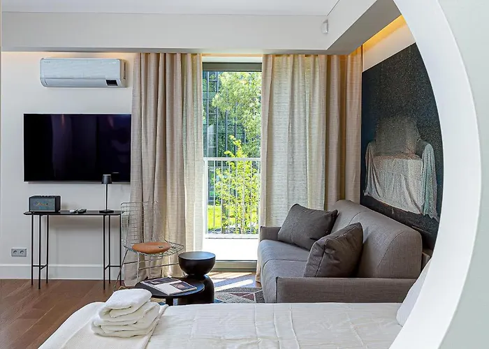 Cohost I New W-balcony I Air Condition I Free Parking & Netflix I By Botanical Park * Kaunas