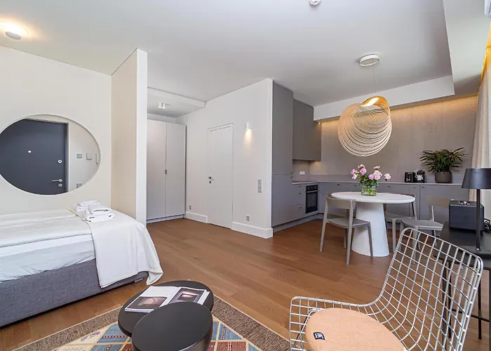 Appartement Cohost I New W-balcony I Air Condition I Free Parking & Netflix I By Botanical Park *