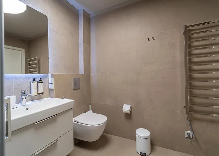 Cohost I New W-balcony I Air Condition I Free Parking & Netflix I By Botanical Park * Kaunas