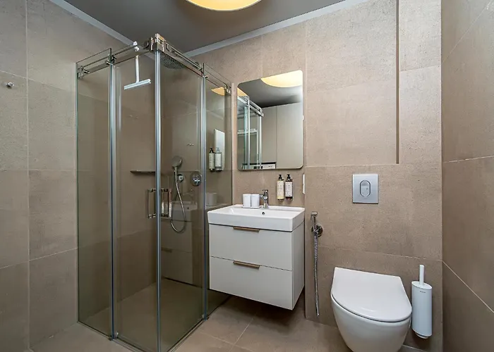 Appartement Cohost I New W-balcony I Air Condition I Free Parking & Netflix I By Botanical Park *